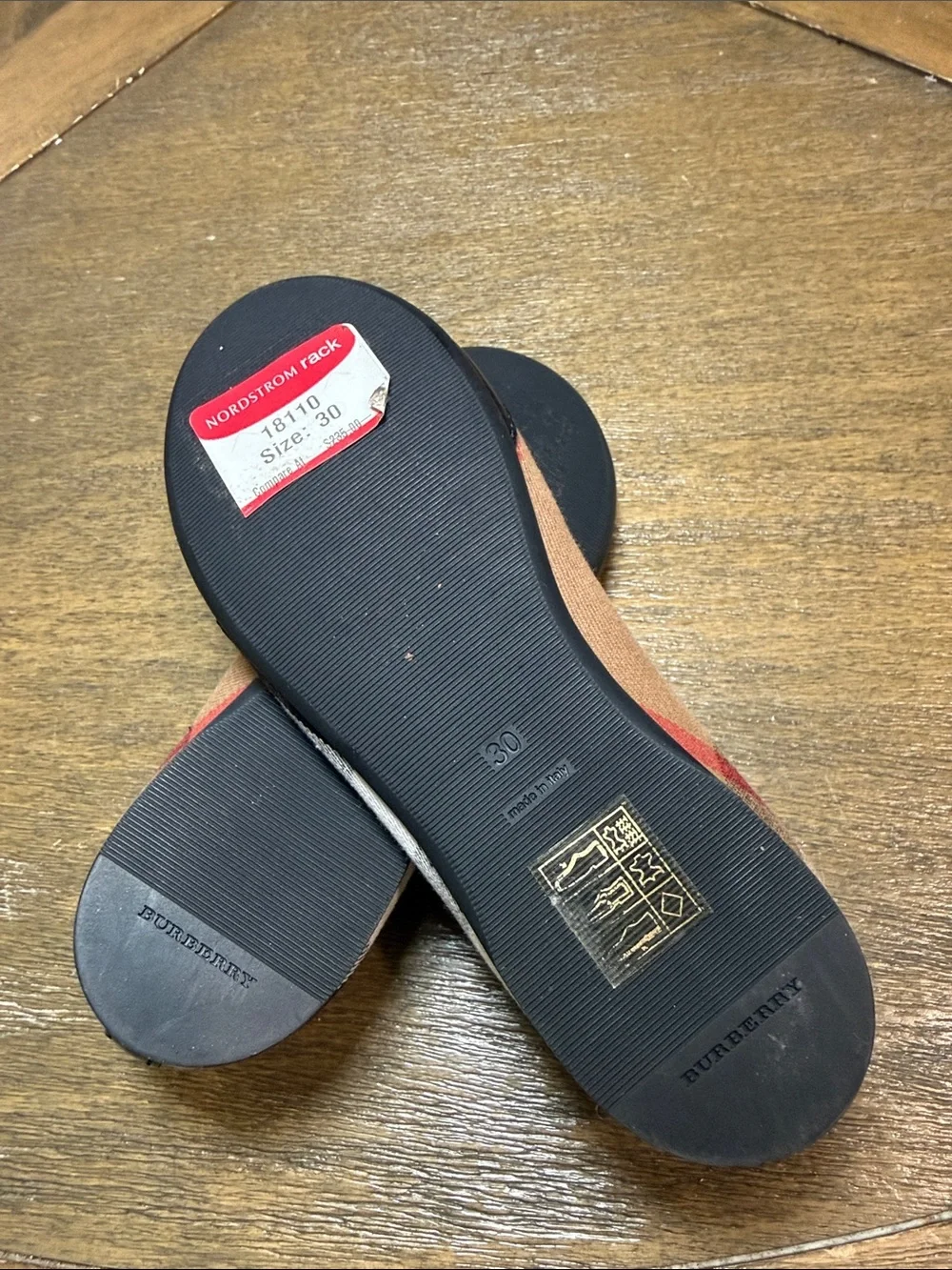 Burberry Girl's Size 30 Check Patterned Round Toe Ballet Flats NWT Made in Italy